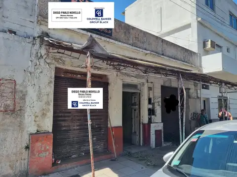 Casa con 2 locales y vivienda de 3 amb, sobre calle concurrida. Ideal inversor!