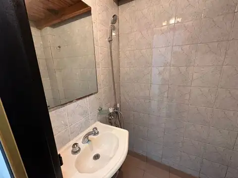 Hector Guidi 1300, Piso PB