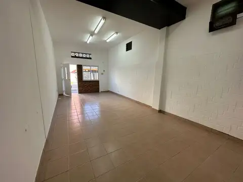 Hector Guidi 1300, Piso PB