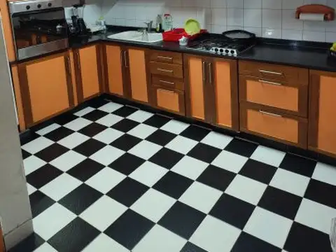 Casa 6 ambientes con 3 baños