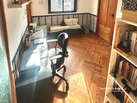 UNA CASA ÚNICA EN VILLA LURO - RECICLADA A NUEVO - 5 AMBIENTES, TERRAZA, QUINCHO, PARRILLA Y DETALLES DE CATEGORÍA