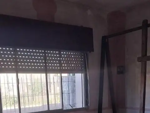 PROPIEDAD MULTIFAMILIAR IDEAL para 2 FAMILIAS en LUJAN.