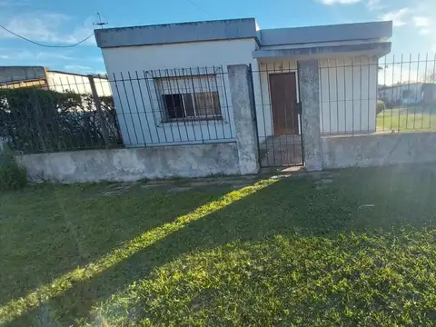 PROPIEDAD MULTIFAMILIAR IDEAL para 2 FAMILIAS en LUJAN.