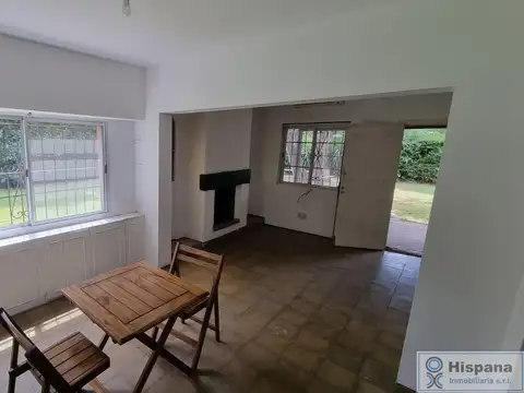 Casa 3 ambientes con 1 baño