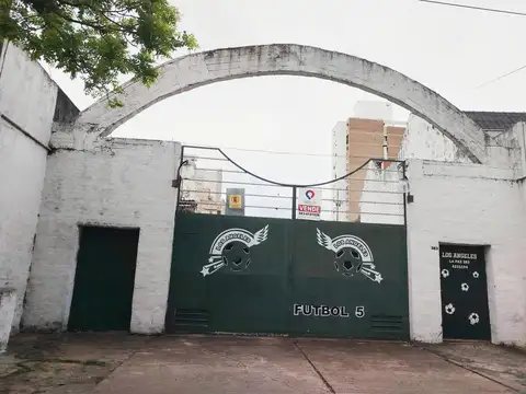 En venta complejo deportivo céntrico! nuevo precio