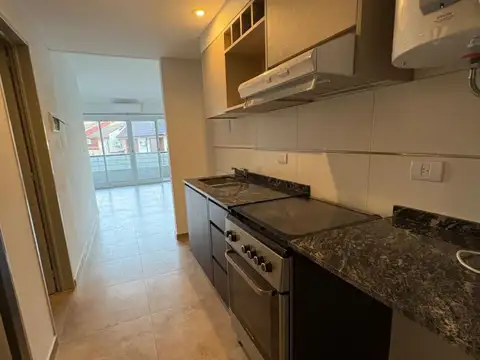 Baldini 800, Piso 1