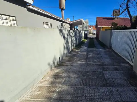Depto Tipo Casa en Venta de 2 ambientes