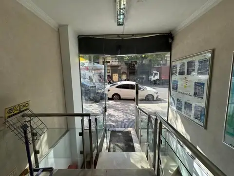 Venta Boedo Local comercial u oficina en 2 niveles RETASADO