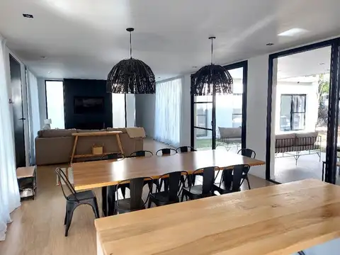 Casa en Venta en Costa Esmeralda, USD 399.000