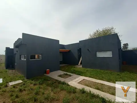 Quinta en venta - 3 dormitorios 2 baños - Villa Astolfi, Pilar