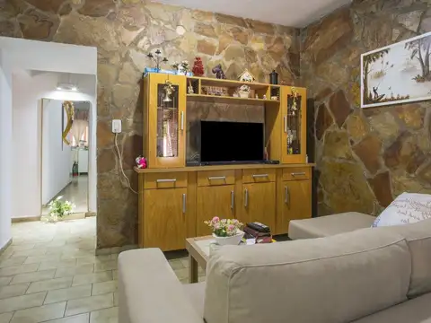 Juez José María Zuviría 400