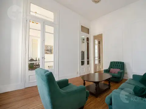 Venta PH Edif clasico 6 Amb Refaccionado con Balcón y Galería
