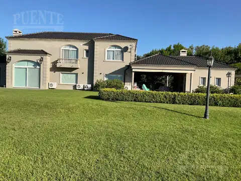 Casa en Venta en Countries y Barrios Cerrados en San Vicente, USD 465.000