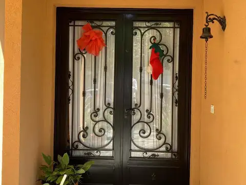 Casa en Alquiler de 3 dormitorios