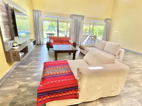 Casa en Alquiler A Estrenar