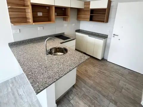 Avenida Jujuy 500, Piso 13