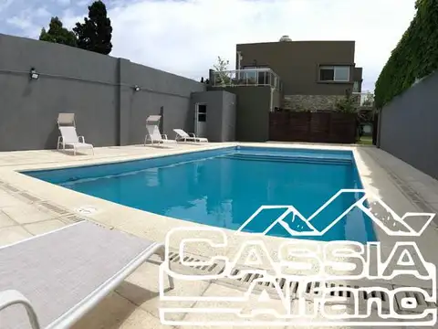 Casa en Alquiler de 3 dormitorios