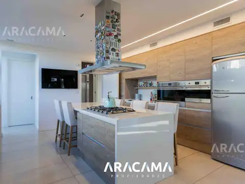 Casa en Venta de 5 dormitorios