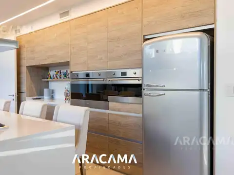 Casa 6 ambientes con 6 baños