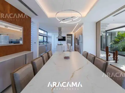 Casa en Venta en La Providencia Resort & Country Club, USD 1.950.000