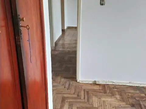 Av Carabobo 500, Piso 2