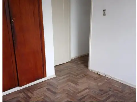 Departamento en Alquiler en Parque Chacabuco, $ 550.000