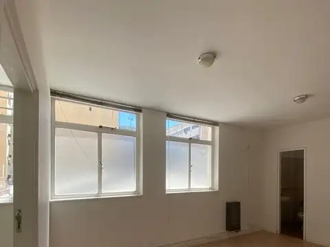 Oficina en Alquiler 35 años