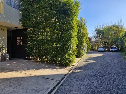 Triplex en venta - Apto credito