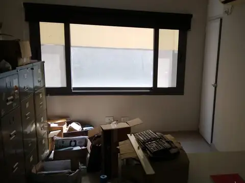 Oficina en Alquiler en Centro (Campana), $ 550.000