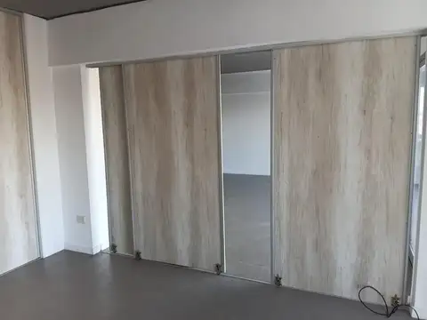 Excelente depto. 2 amb. con balcón y dos baños