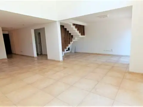 Departamento en Venta con 2 cocheras