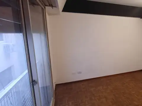 Avenida Rivadavia 2800, Piso 2