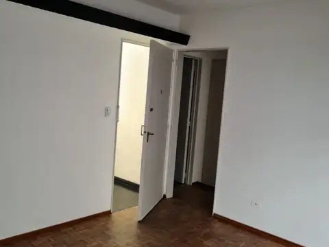 Avenida Rivadavia 2800, Piso 2