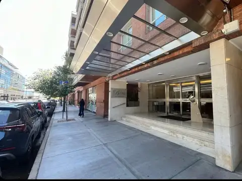 Alquiler de Departamento de 3 amb. con cochera en Puerto Madero