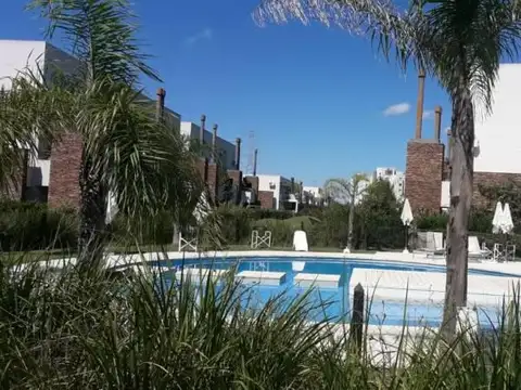 Avenida del Golf al 600