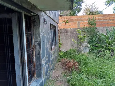 39 E/ 141 Y 142