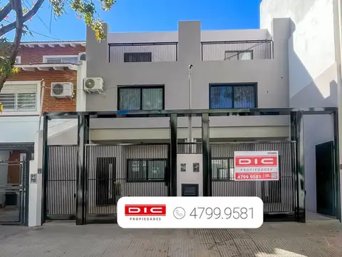 Triplex 2 dormitorios Venta - Olivos