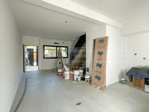 Casa en Venta con 1 cochera