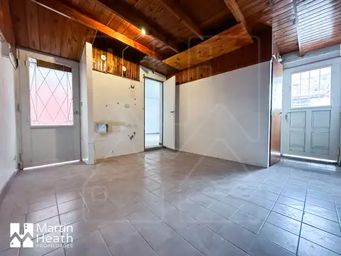 Depto Tipo Casa 3 ambientes con 2 baños
