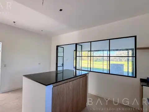 Casa en Venta en La Esperanza C. De Campo, USD 398.000