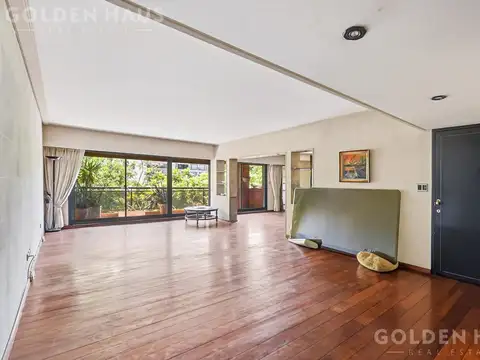 Hermoso semipiso de 4 / 5 amb. + dep. con 4 cocheras en Palermo