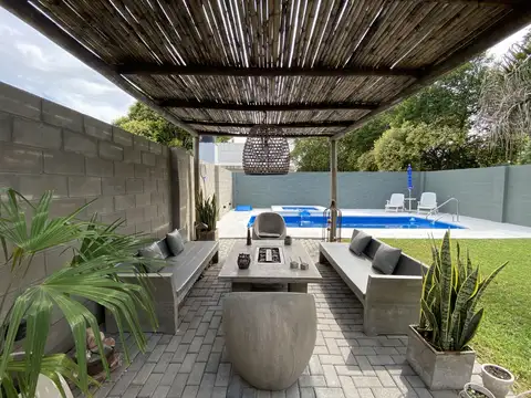 Casa en Venta en Pueblo Esther, Rosario