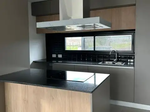 Casa 3 ambientes con 2 baños