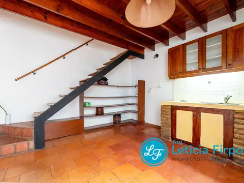 Depto Tipo Casa en Venta 70 años