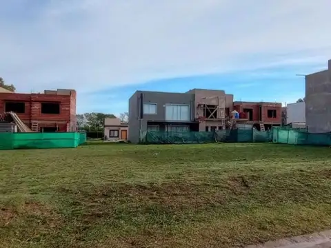 Terreno en Venta en Sourigues, USD 42.000