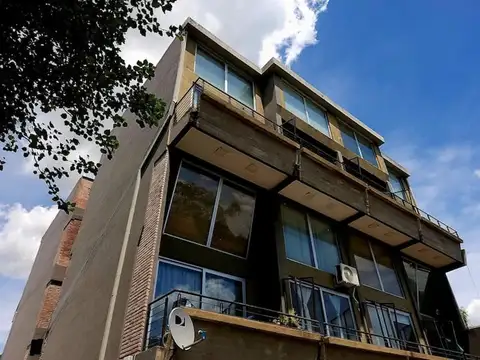 Departamento Frente Al Hospital Austral M115v