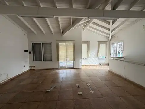 Depto Tipo Casa 3 ambientes con 1 baño