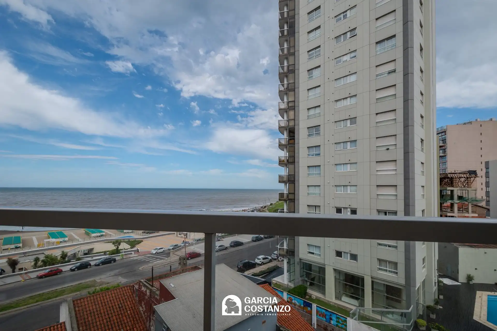 Depto 3 amb, 101m² a estrenar en La Perla Sur con balcón