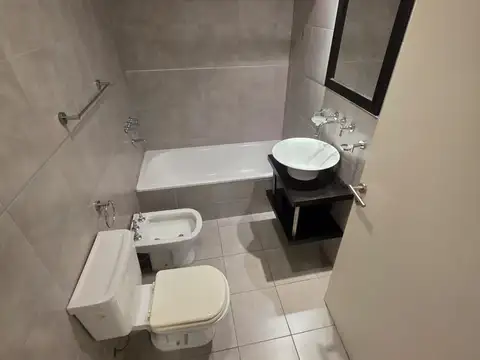 Departamento en Alquiler con 1 cochera