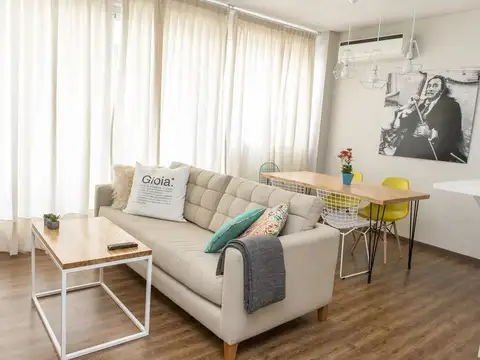 Alquilo Temporario en Palermo. Departamento de 2 Ambientes con Balcón al frente. Amenities